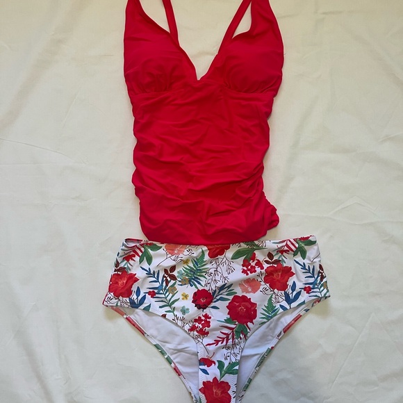 Beachsissi Red Tankini Set - Picture 1 of 6